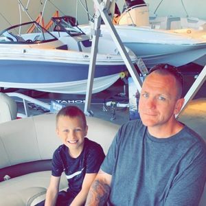 Meet your Posher, Levi